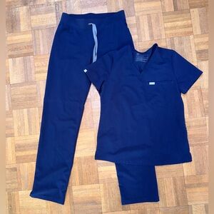 Figs Scrub Set Navy blue S top and S tall bottoms